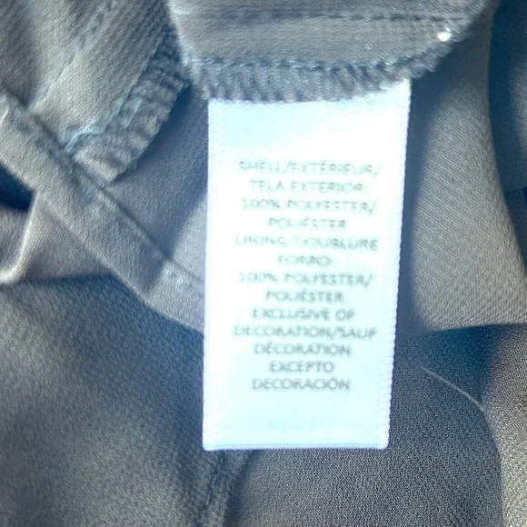 NWT Loft Off the Shoulder Blouse - Size Medium - Picture 14 of 15